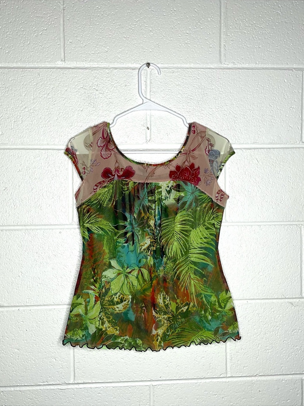 < Y2K ANAC By Kimi Vibrant Mesh Cap Sleeve Top Size Medium > - Picture 6 of 6